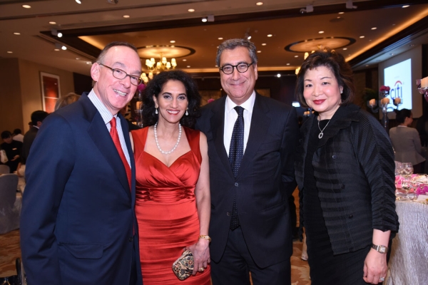 Donna Leong, Managing Director and Head of Marketing & Sales, Asia, of Citi Private Bank (right) and guests at the 2015 gala.